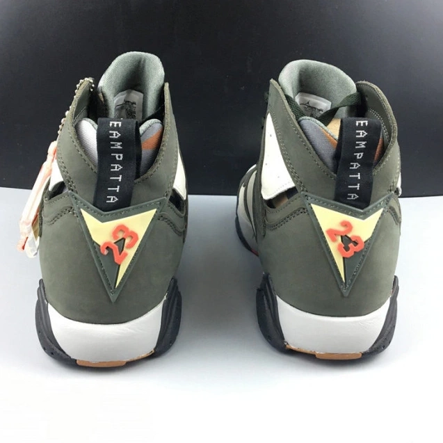 X “ICICLE” 7 AIR PATTA AT3375-100 JORDAN 1222